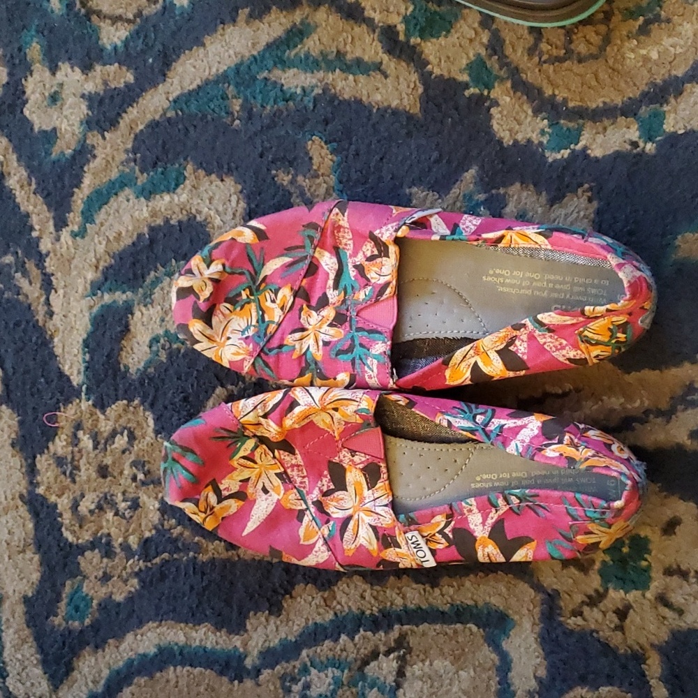 Hawaiian print women's 6 toms